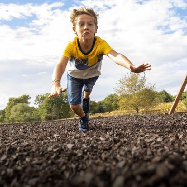 Nuscape Rubber Red Mulch